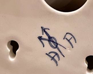 VINTAGE CORNICE WALL SHELVES