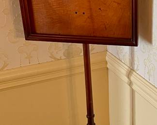 MAHOGANY POLE FIRE BANNER SHIELD