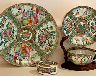 ANTIQUE ASIAN DECOR SERVEWARE