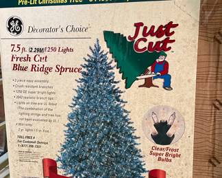 7.5’ - 1,250 LIGHTS “FRESH CUT” BLUE RIDGE SPRUCE