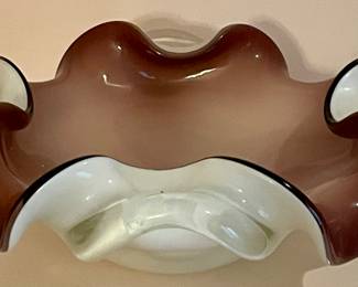 ANTIQUE VENETIAN GLASS BOWL