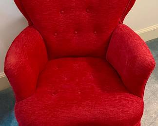 TUFTED RED CHAIR