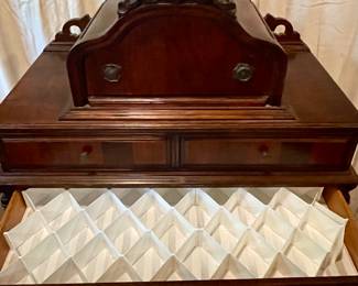 ANTIQUE CHEST OF DRAWERS W/TOP CABINET