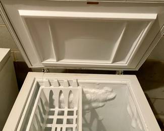 KENMORE CHEST FREEZER