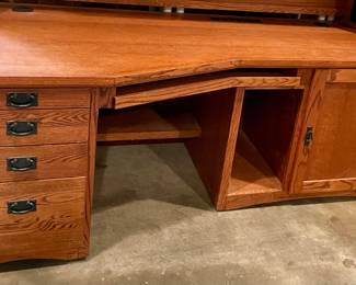 LARGE OAK DESK W/HUTCH by ASPEN FURNITURE