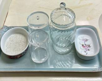 LARGE POTTERY TRAY, BATHROOM ACCESSORIES