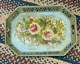 VINTAGE/ANTIQUE TOLLE TRAY