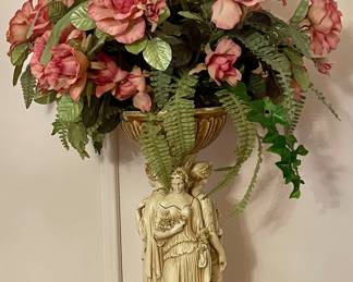 GRECIAN URN/FLORAL