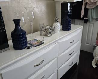 Wooden white dresser 