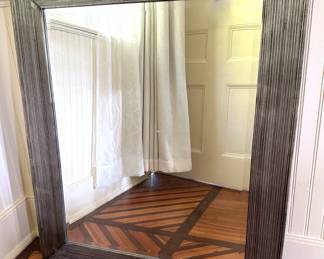 Vintage Mirror
Lot #: 48