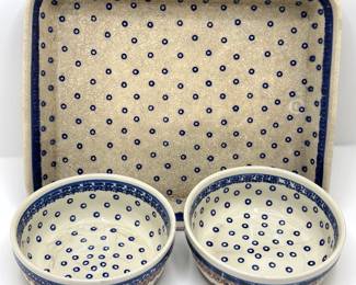Boleslawiec Hand Made Serving Platter & 2 Bowls, Poland
Lot #: 150