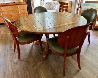 Vintage Solid Wood Round Drop Leaf Table, Converts To Card Table
Lot #: 28