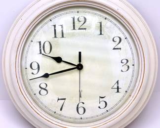 Wall Clock
Lot #: 177