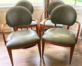 4 Mid Century Modern Dining Chairs: 2 Designed With Only One Armrest
Lot #: 27