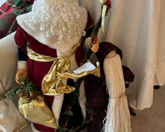 3 foot Santa