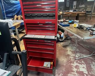 crafsman tool chest and roll around