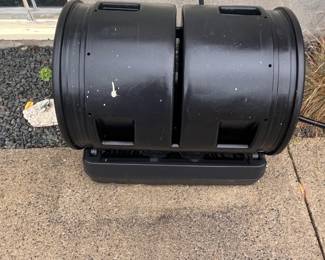 compost tumbler
