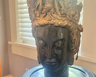 Rare antique Kwan Yin head in a large size.