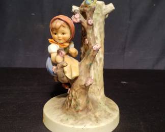 Lot # : 107 - Vintage Goebel Hummel porcelain candle holder
