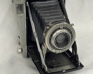 Lot # : 344v - Vintage Kodak Bellow camera
