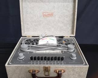 Lot # : 53 - Heathkit tube checker
