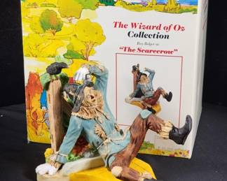 Lot # : 303 - Vintage Wizard of Oz scarecrow sculpture in box
