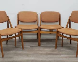 Lot # : 540 - 4 Selig manufacturing company, Inc. mid century
