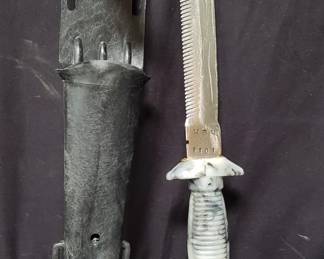 Lot # : 379 - Russian scuba diving knife, Blade 7 1/4" Total
