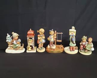 Lot # : 534 - Group of Goebel Hummel porcelain figurines
