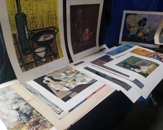 Lot # : 214 - Large group of prints on paper
