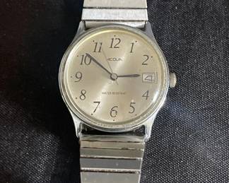 Lot # : 385v - Vintage Acqua automatic watch
