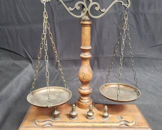 Lot # : 218 - Scaled used in a west world tv series from LCU
