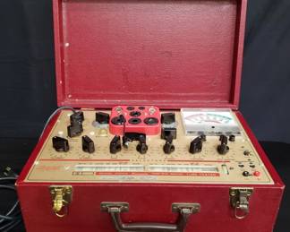 Lot # : 51 - Hickok model 6000 A micromho tube tester
