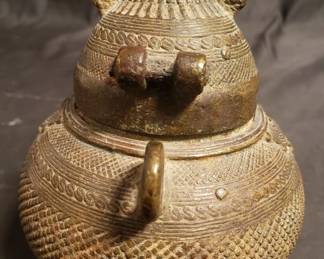 Lot # : 522 - Antique brass money box
