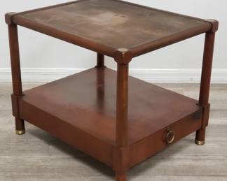 Lot # : 78 - Baker Furniture end table
