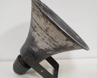 Lot # : 31 - University driver unit model SAH
