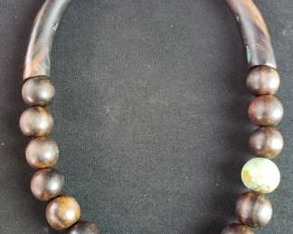 Lot # : 14 - Exotic wood bead necklace
