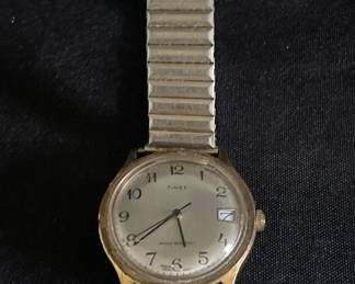 Lot # : 381v - Vintage Timex marlin automatic watch
