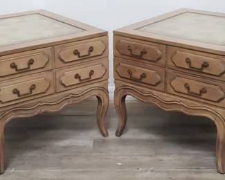 Lot # : 38 - Pair of leather top single-drawer nightstands
