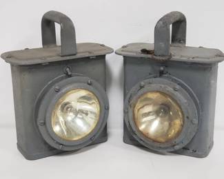 Lot # : 368 - Pair of navy ship lantern movie prop from LCW,
