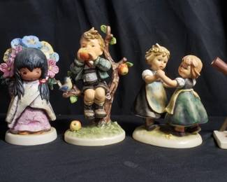 Lot # : 436 - Group of five Hummel Goebel figurines
