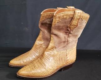 Lot # : 513 - Pair of Sartore cowboy boots
