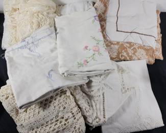 Lot # : 354 - Antique & vintage table cloths colored embroidery
