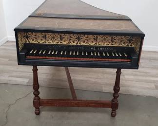 Lot # : 63 - Vintage harpsichord

