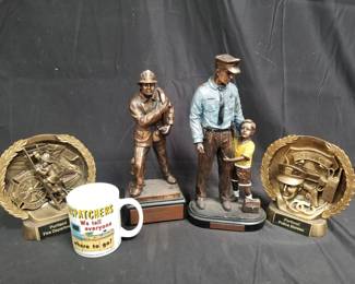 Lot # : 342 - Group of props from TV series stump town
