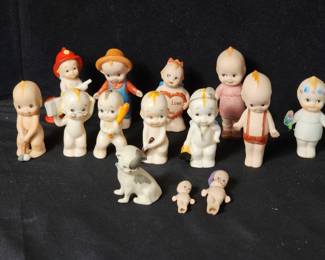 Lot # : 472 - 1970s/80s porcelain Kewpie dolls most hand signed
