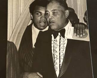 Lot # : 780m - Mohammad Ali gelatin photograph by Ron Galella
