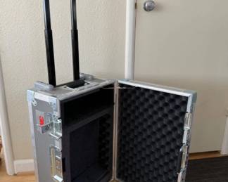 3M Wheeled Case/ Trolley w/ Custom Foam Inserts	