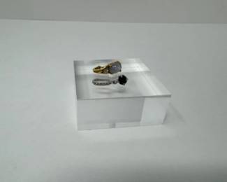 Pair of 14kt Yellow & Gold Pendant w/ Star Sapphire & Diamonds 1.89g	