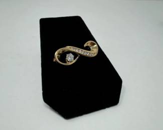 14k Gold Infinity Pin w/ Sparkling CZ's ( 10.59g)	